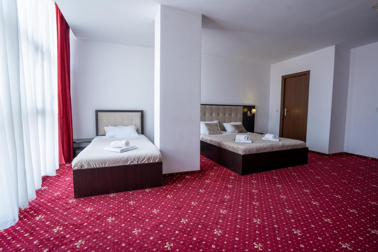 Hotel N Residence Temešvár Exteriér fotografie