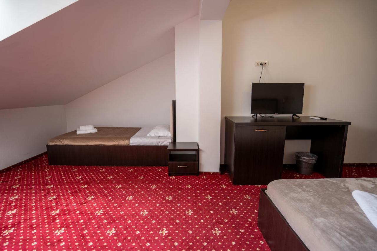 Hotel N Residence Temešvár Exteriér fotografie