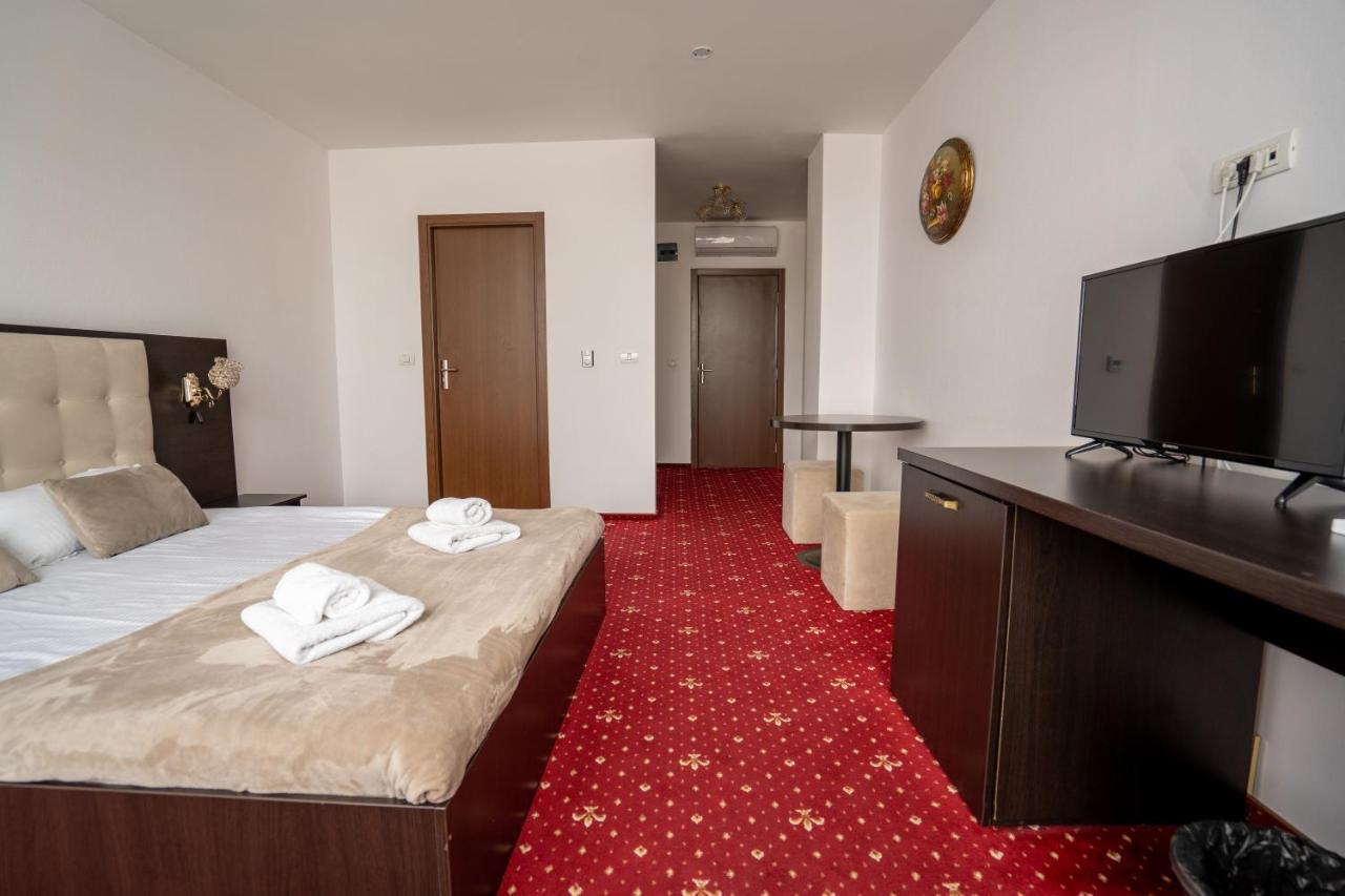 Hotel N Residence Temešvár Exteriér fotografie