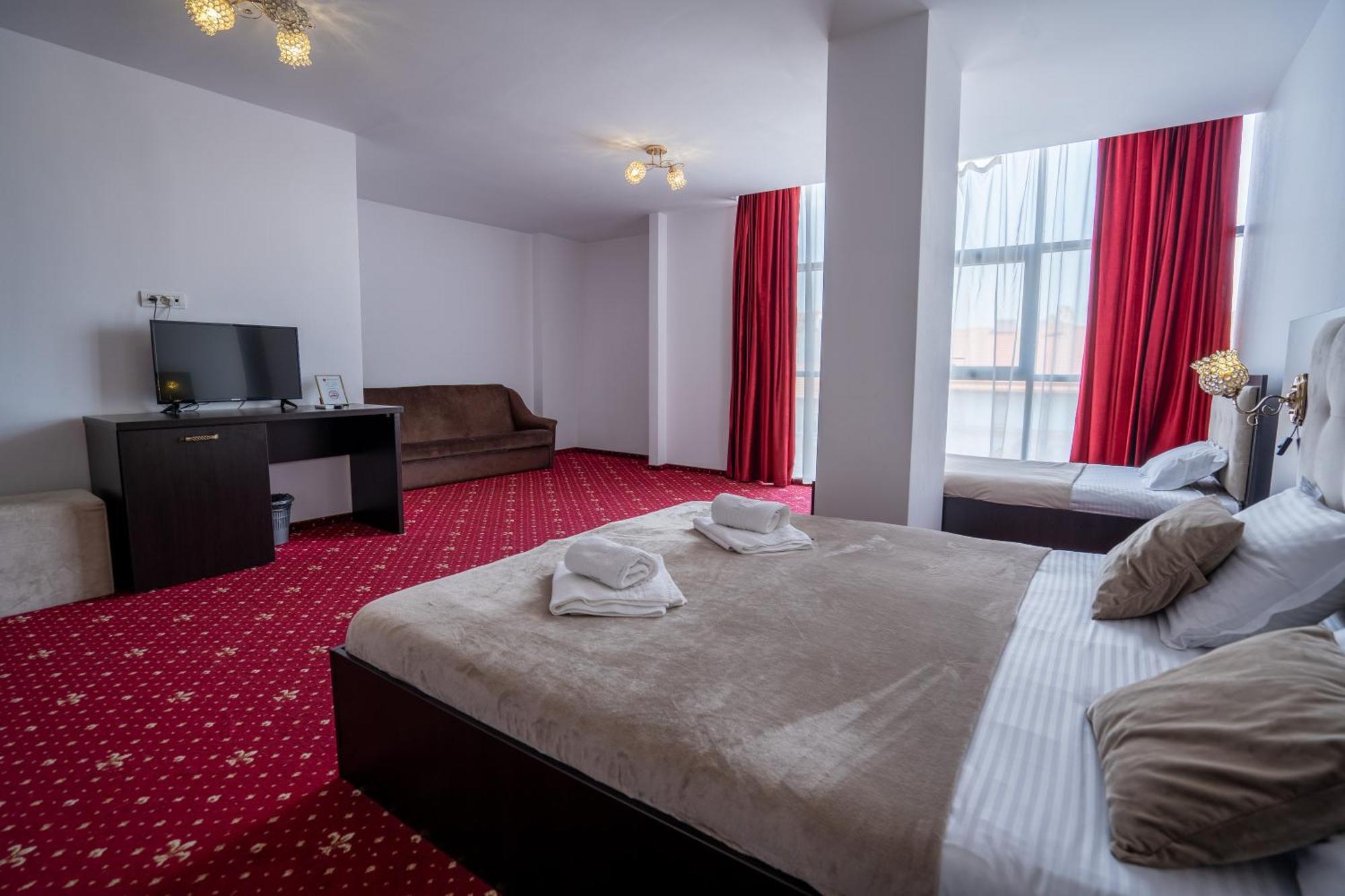 Hotel N Residence Temešvár Exteriér fotografie